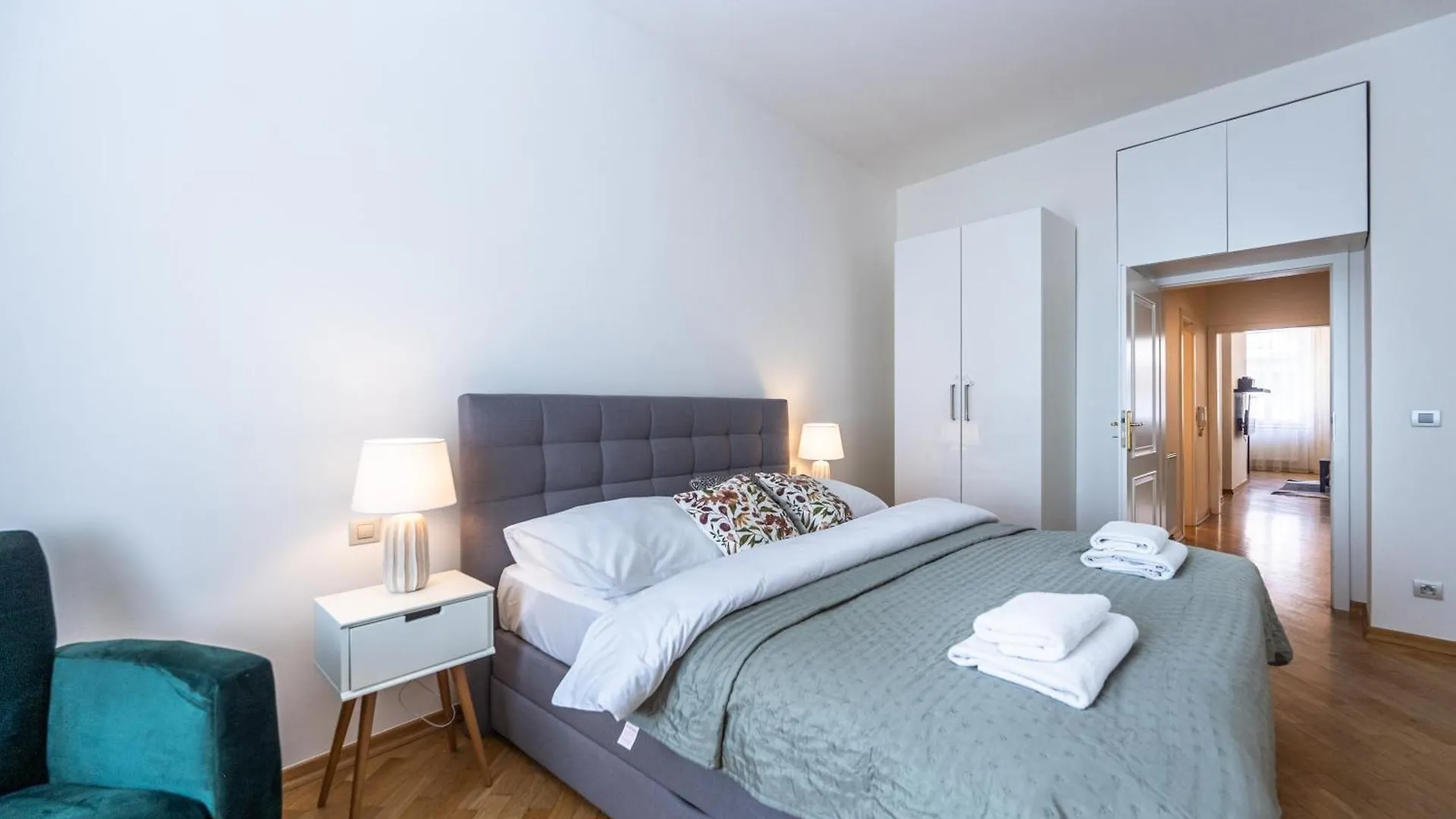 Family 2 Bedroom Apartment In The City Centre - By Wishlist براغ جمهورية التشيك