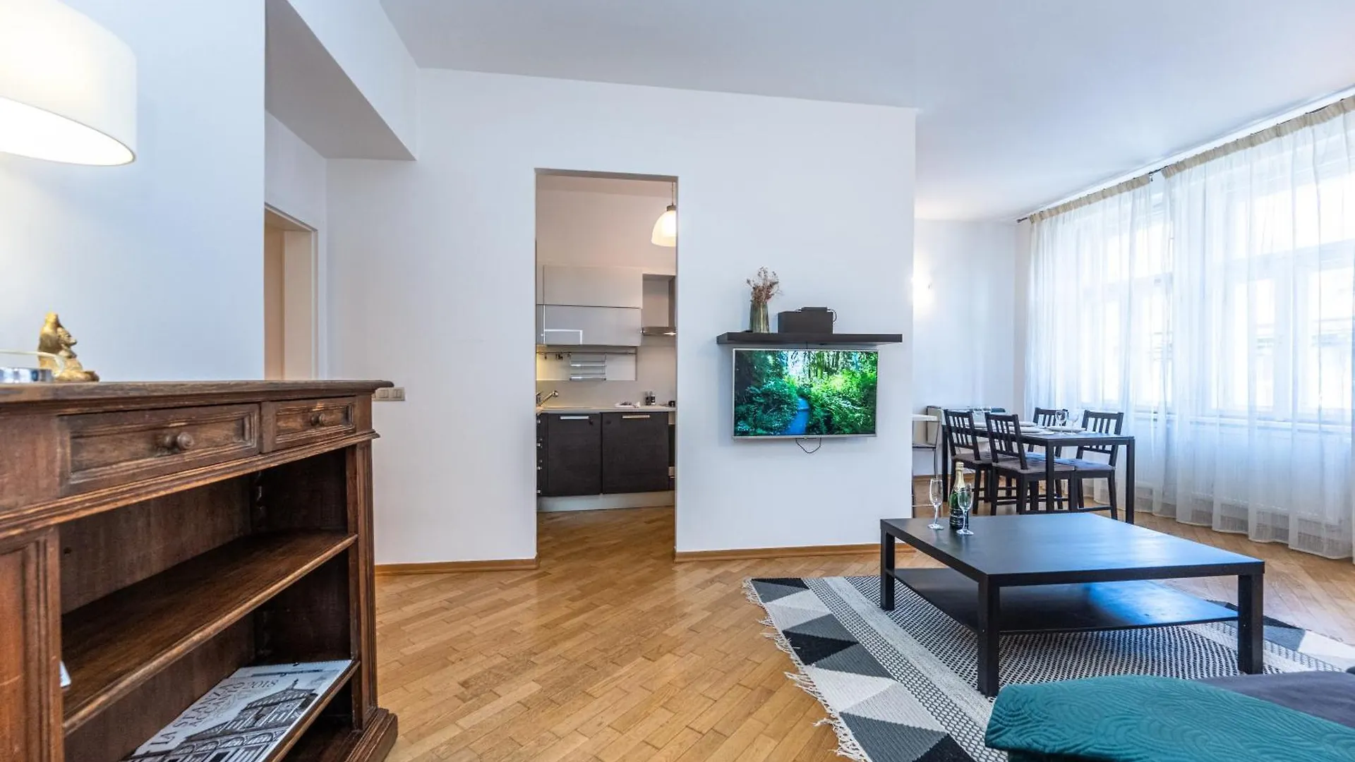 Family 2 Bedroom Apartment In The City Centre - By Wishlist براغ